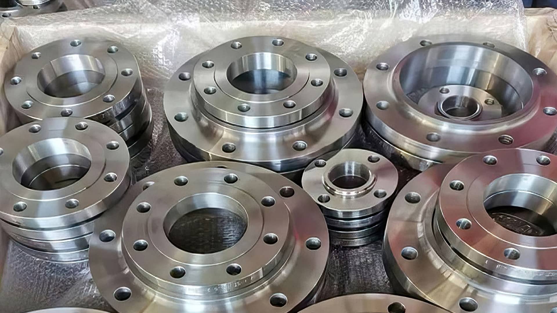 Bride plate soudée de 6 pouces