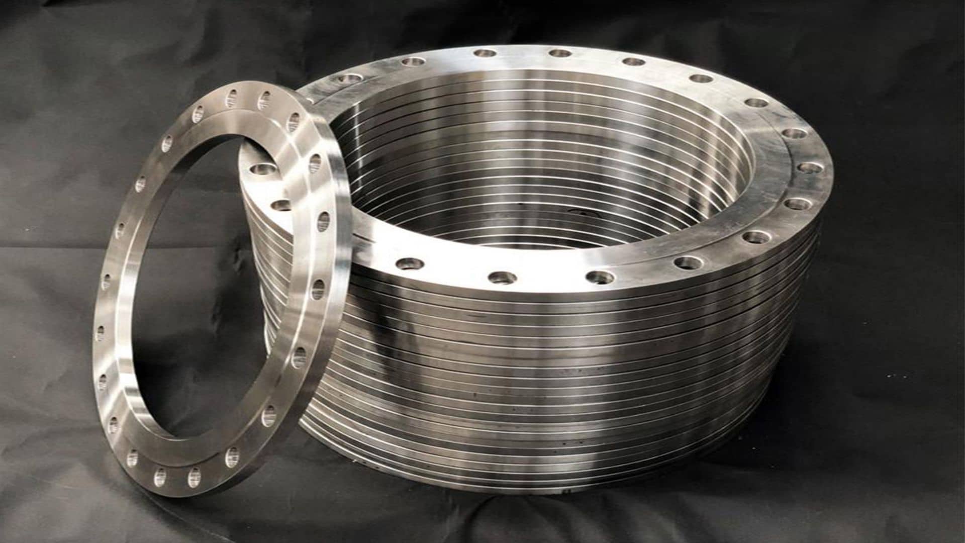 22053 Forges à brides